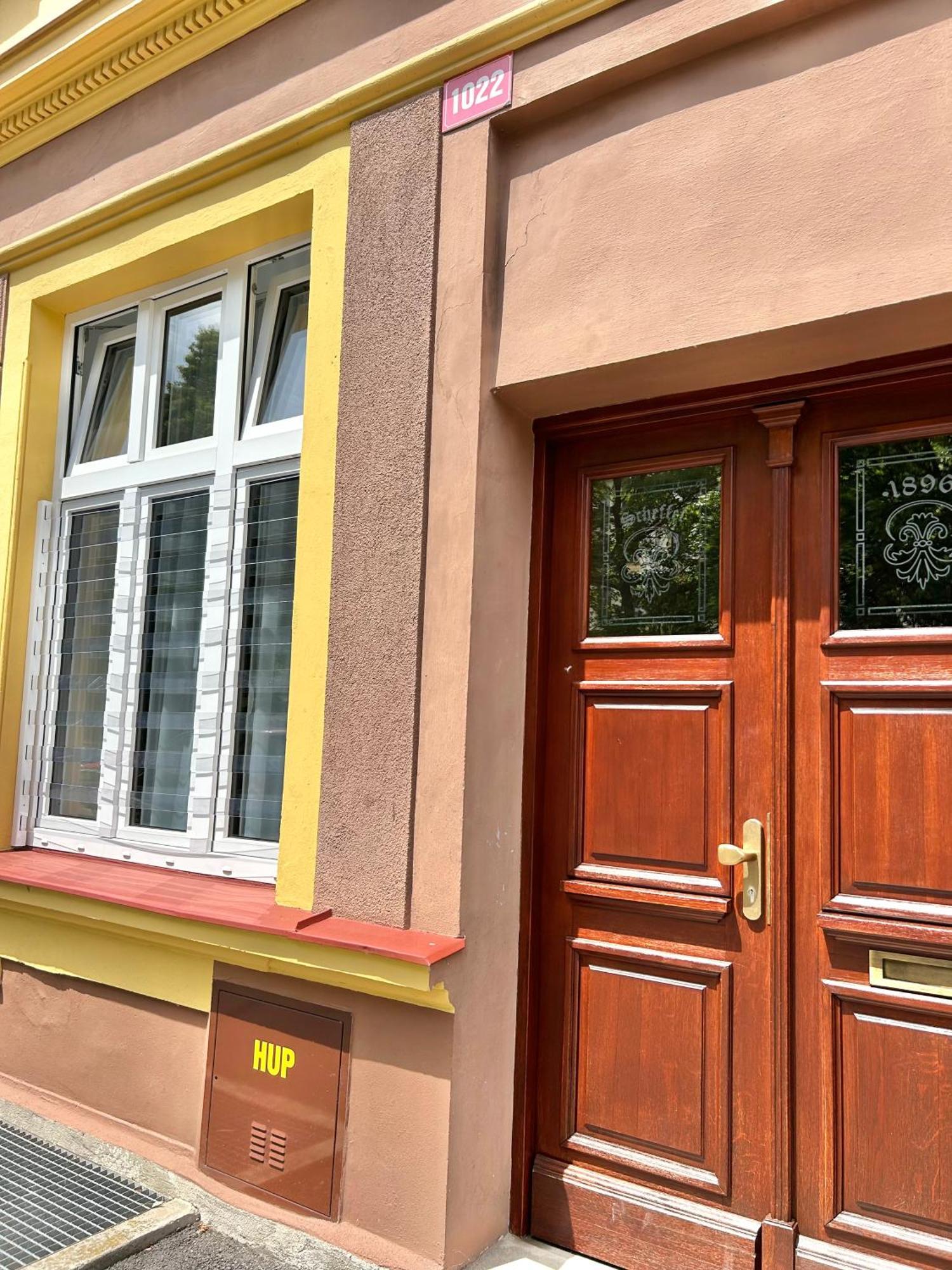 Apartment Dita Karlovy Vary Exterior foto